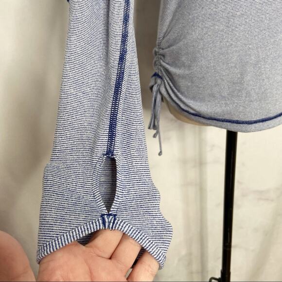 Lucy Tech Dashing Stripes Long Sleeve Shirt Blue Activewear Running Gym Size S - Picture 3 of 11